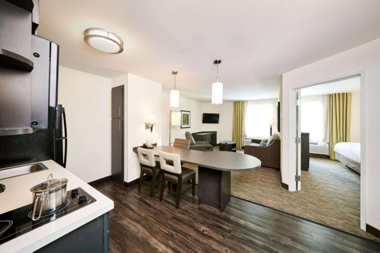 Sonesta Simply Suites Philadelphia マウント・ローレル エクステリア 写真