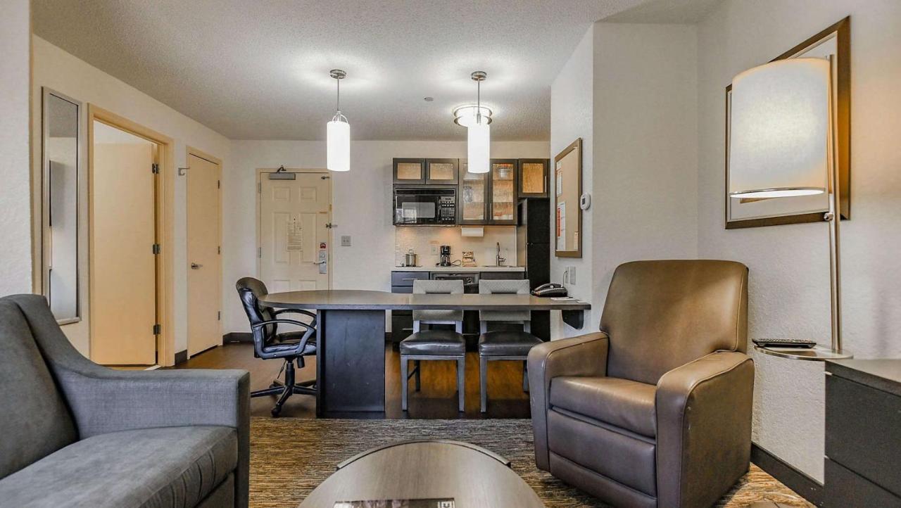 Sonesta Simply Suites Philadelphia マウント・ローレル エクステリア 写真